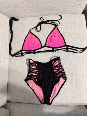 PINK Victoria's Secret Pink and Black Strappy Bikini Top